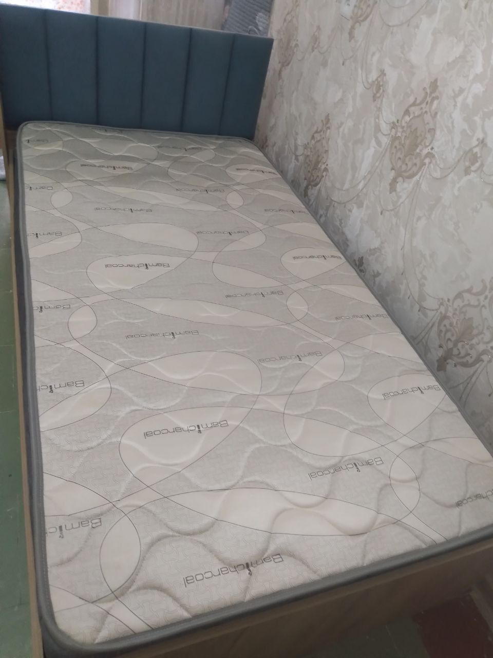Divan splaniy 1 2 kishilik