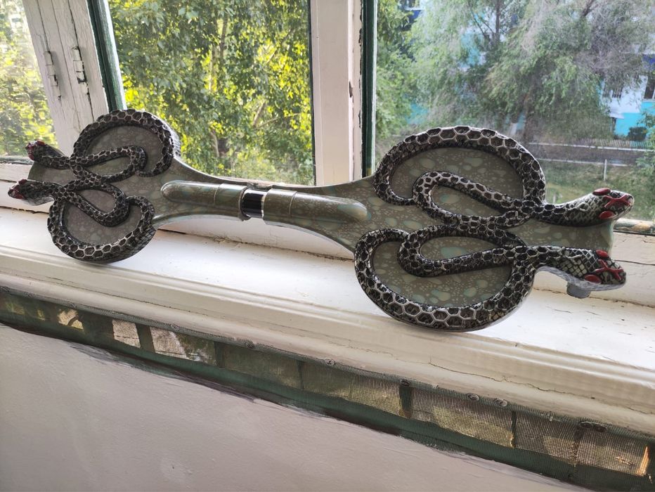 Продам металлический скейт