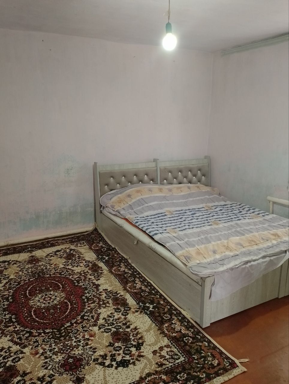 Уй сотилади 14 сотик 3 хона