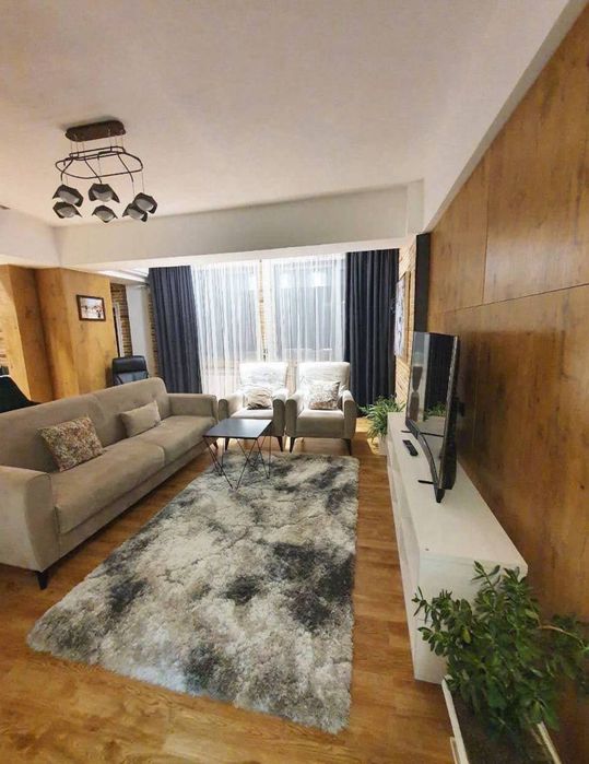 Квартира на Ц7  (ЦУМ) 2/8/9 общ пл 50м  Евро с  обстановкой