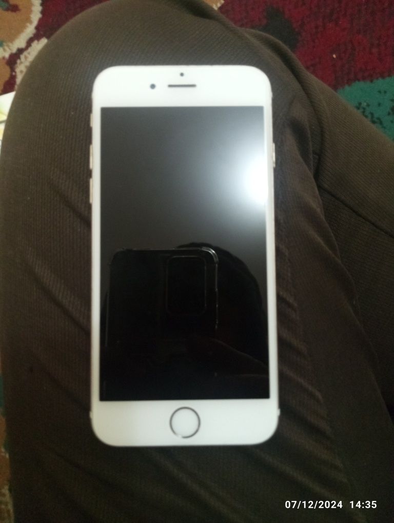 Iphone 6 sotiladi