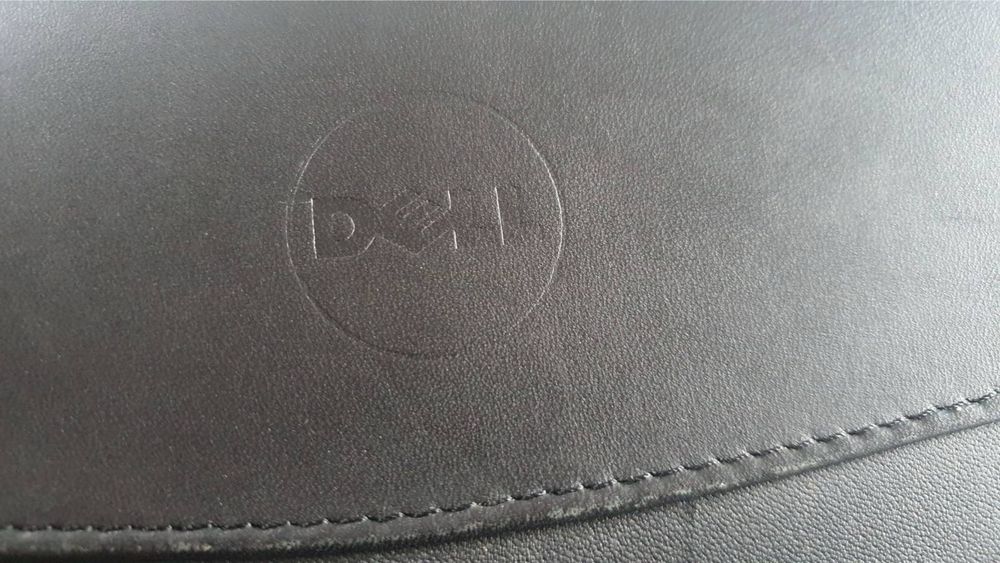 Оригинална кожена чанта на Dell за лаптоп