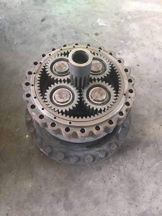 butuc roata pentre excavator liebherr 921c