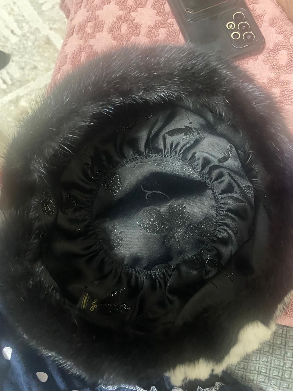 Продажу норковую шапку