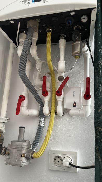 Centrala Ariston HS Premium 24