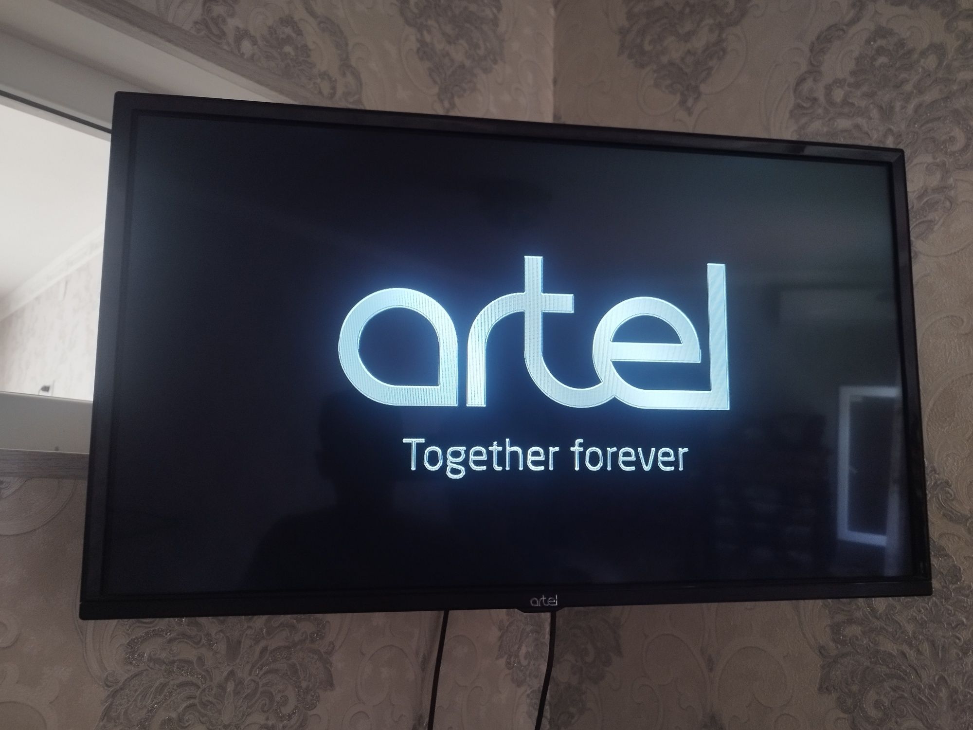 Artel 32 talik holati yaxshi smart emas narxi kelishiladi