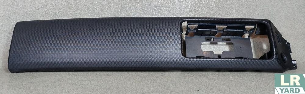 Ornament bord RANGE ROVER VELAR ≥2017 LR094676 dezmembrez/dezmembrari