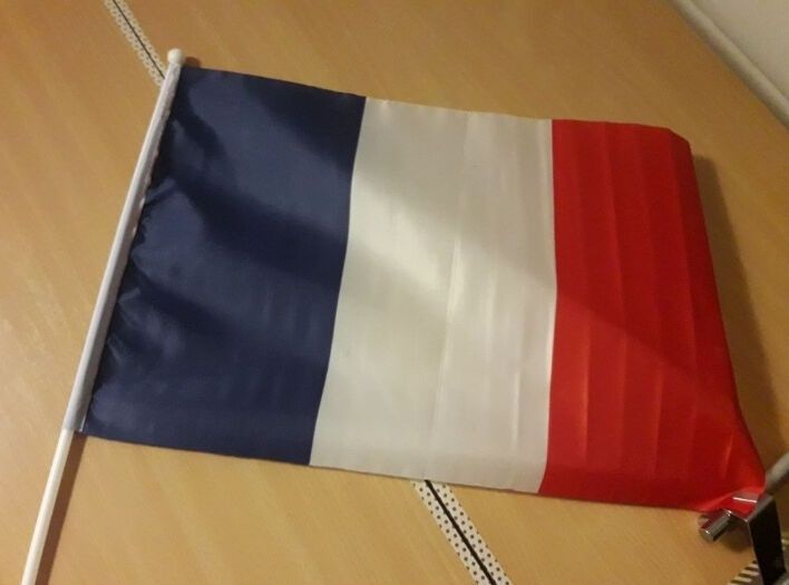 steaguri cu Franta si Italia