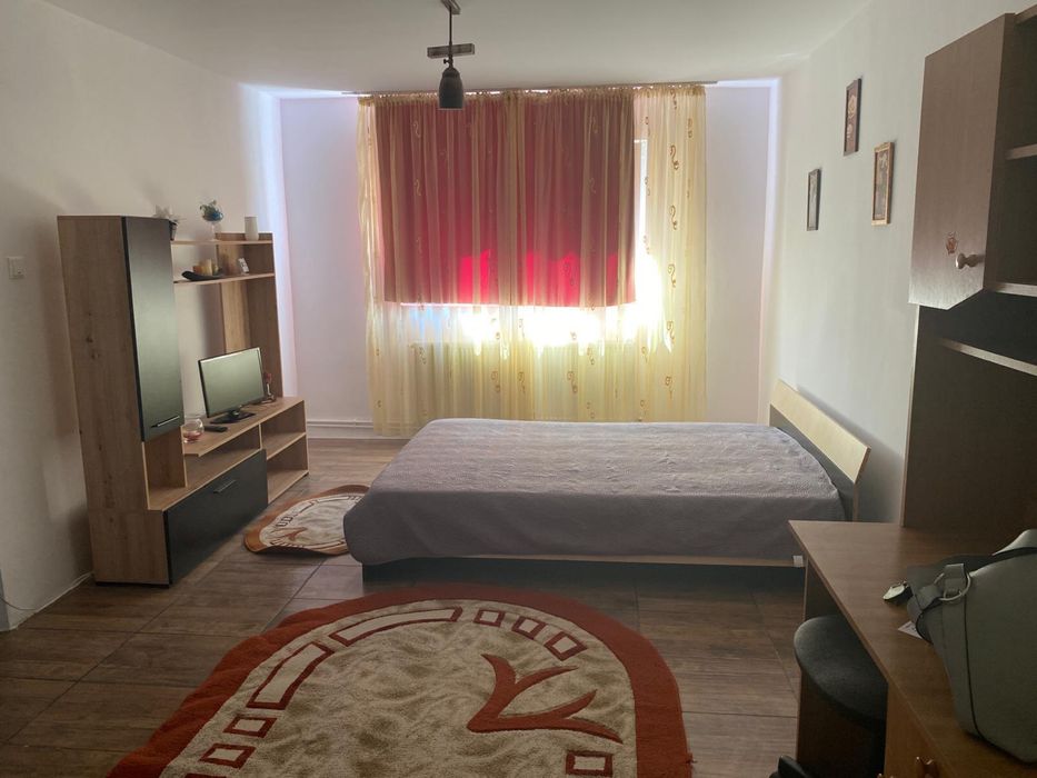 Garsonieră de inchiriat