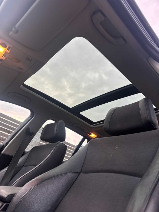 BMW 320D E91 M-Pachet interior/Panoramic/Xenon/Navi