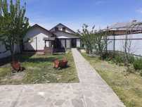 Vand casa chiscani