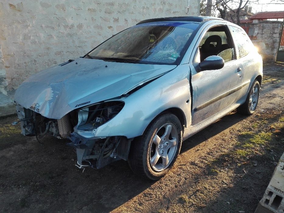 Peugeot 206 1.6 16V НА ЧАСТИ!!!