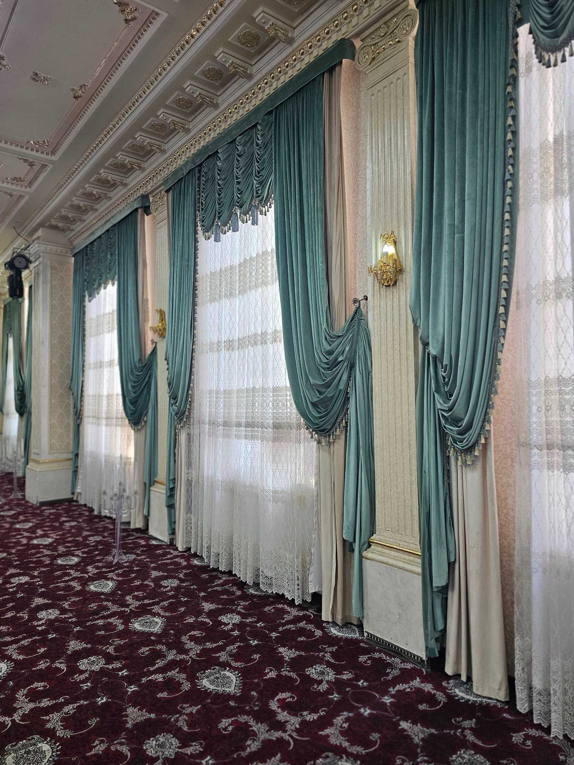 Qandil, eshik, gilam, isitish radiyator, pardalar