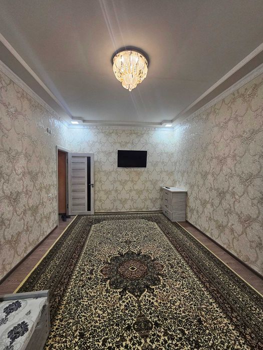 1 хоналик квартира 3-каватдан сотилади.Ор:Аэропорт кафе Полёт