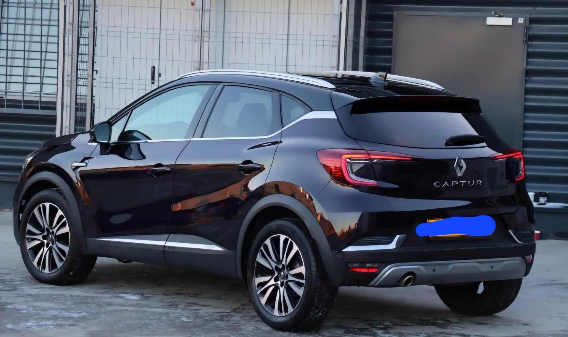 Renault Captur Initiale Paris