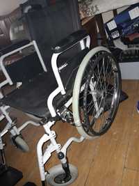 Scaun manual  pliabil persoane cu dizabilități.