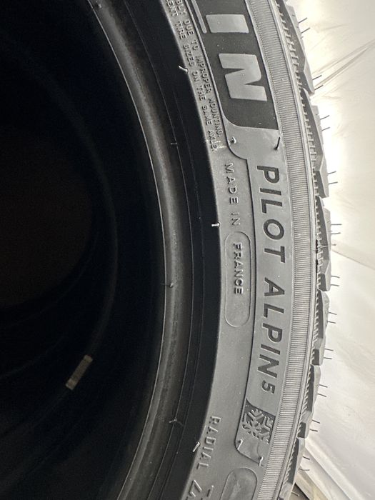 4бр.нови зимни гуми Michelin Pilot Alpin5 235/45/19 99V