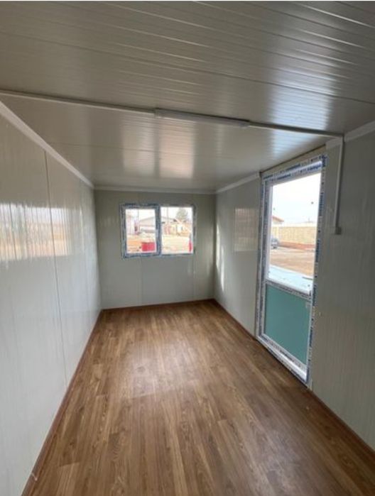 Vand containere modulare standarde tip birou luxos la cel mai bun preț