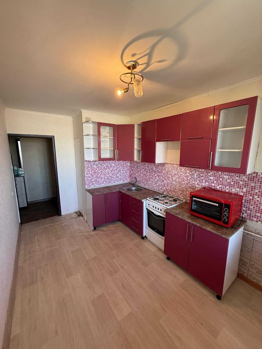 Срочно продажа 3-комн. квартира 8 мкрн, д.15