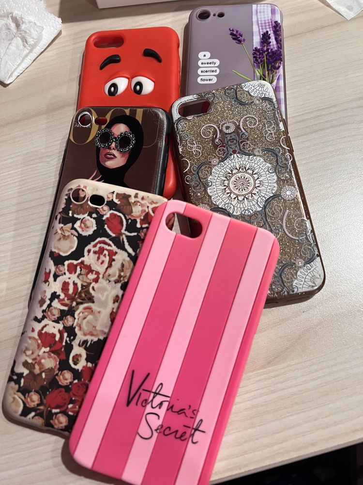 Отдам Чехлы для iphone 7
