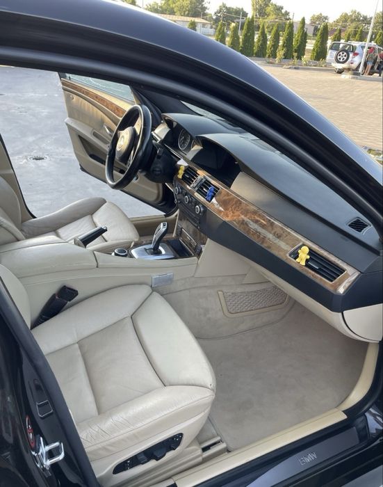 Bmw seria 5/e60 3.0 197 cp M57 m paket interior /exterior din fabrica