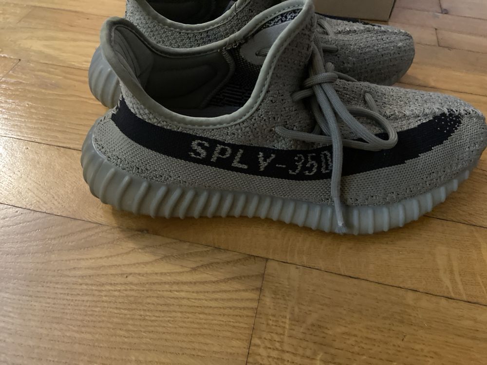 Yeeze cu cutie.350 boost