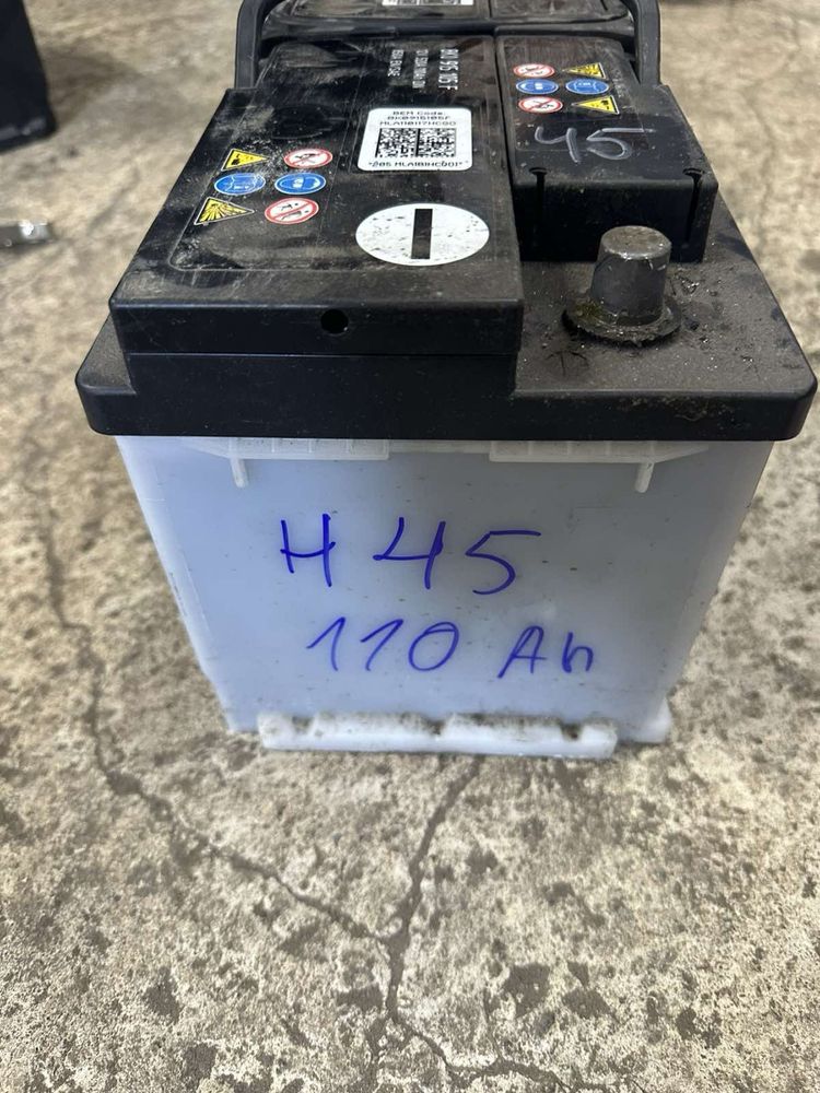 Акумулатор работещ Moll 110Ah 850En стартов ток номер 45