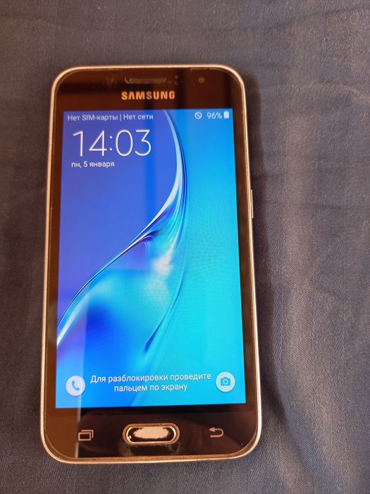 Самсунг галакси J 1   сотилади