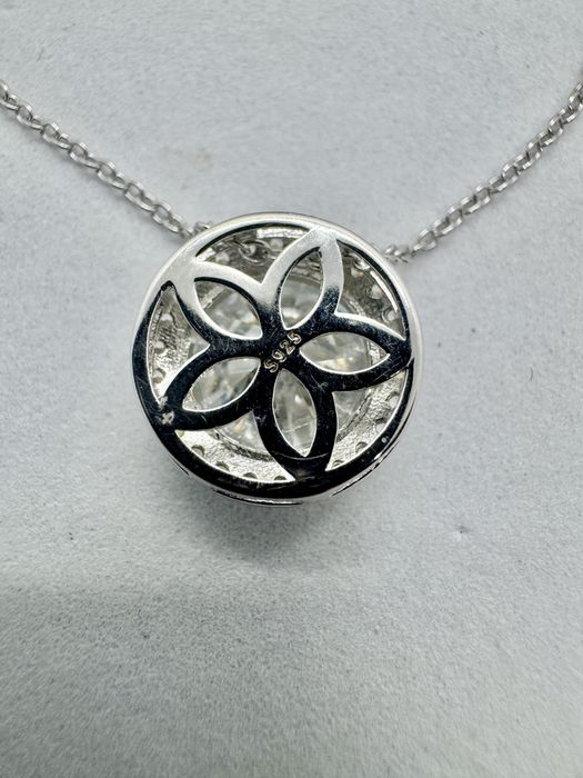 Сребърно колие с мойсанит (Диамант) 5 карата