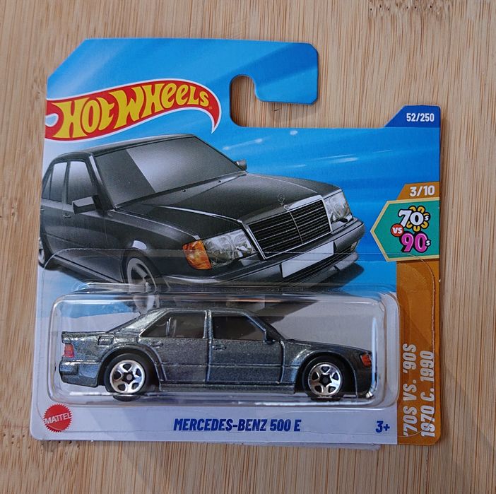 Hot Wheels Mercedes Benz 500 E