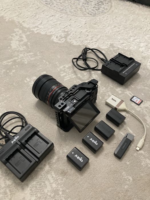 Sony a6300 объектив samyang 1.4/85mm