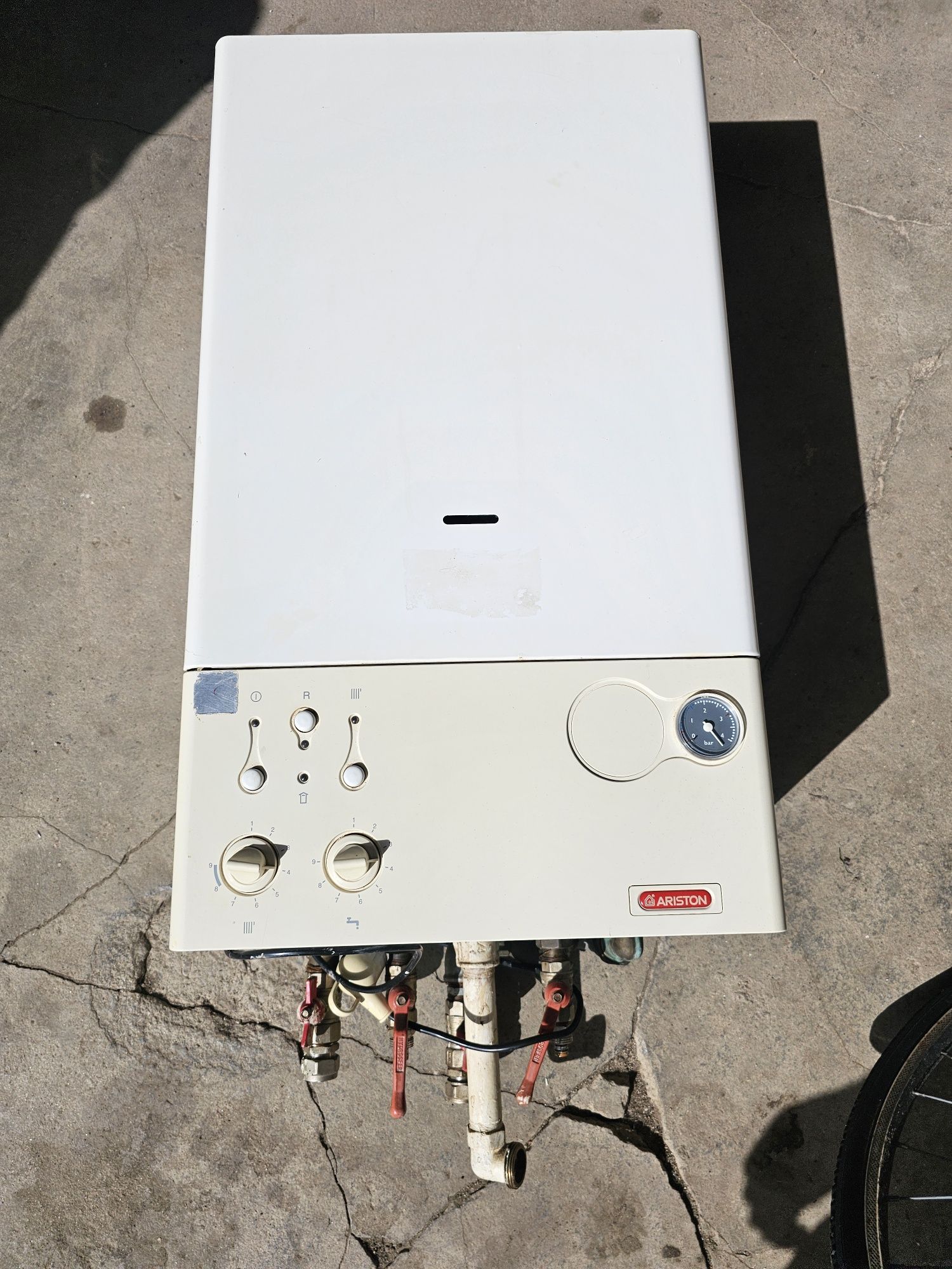 Centrala termica Ariston