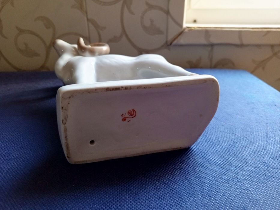 Продам фигурки из фарфора времён СССР