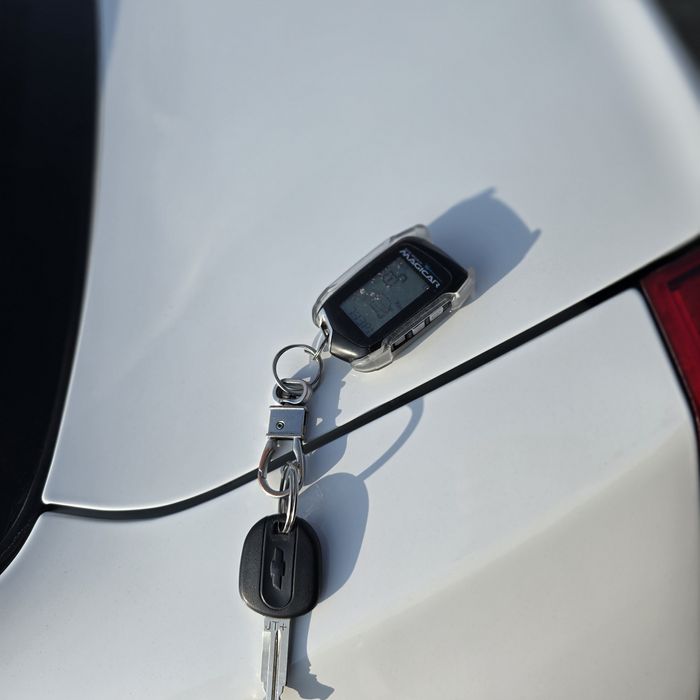 Нексия равон ат сотилади