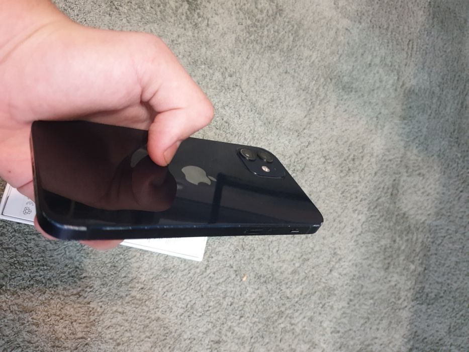 Vand iphone 12 in buzau