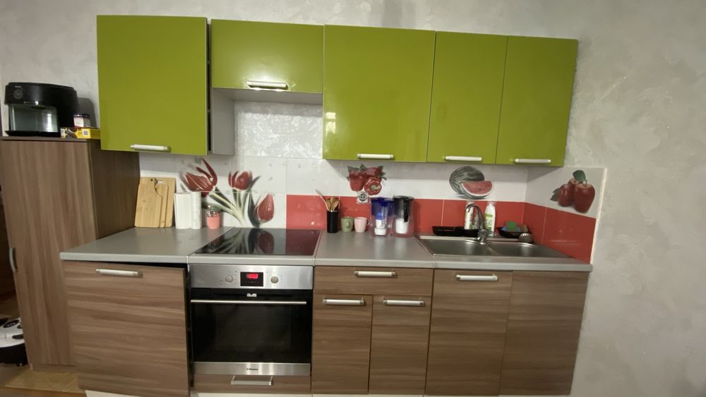 Продается б/у кухня в неплохом состоянии возможен торг