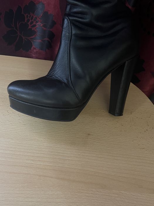 Cizme din piele naturala