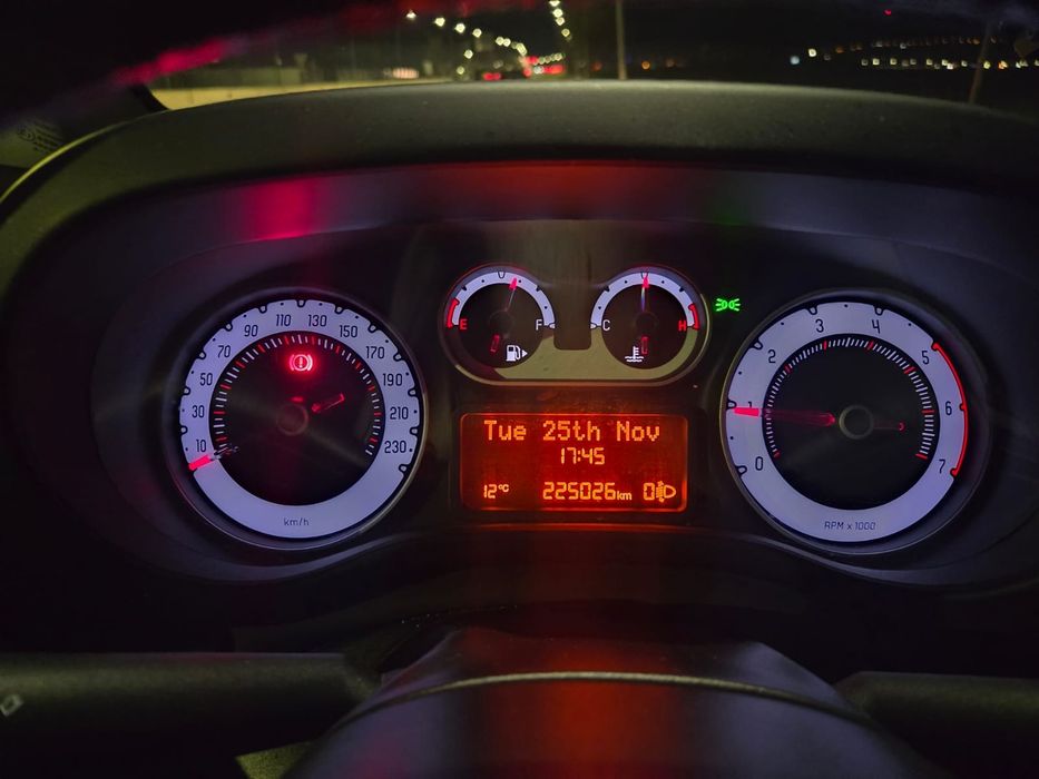 Vând Fiat 500i superb