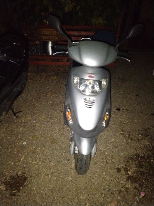 Scutere de 150 cc  și 160 cc