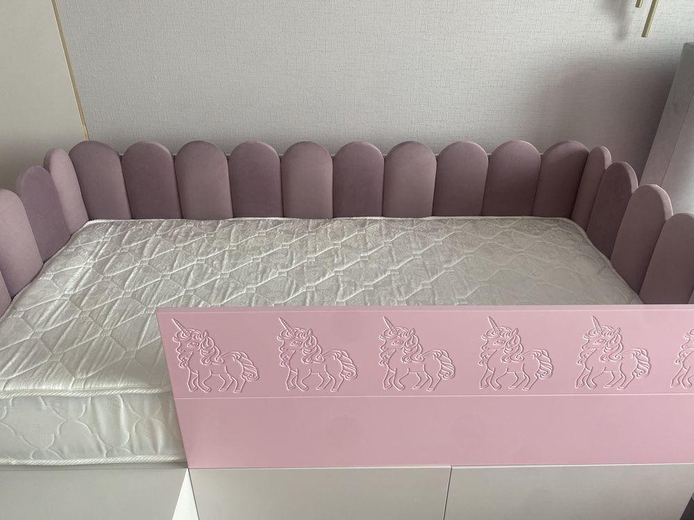 Продам детскую классную кровать