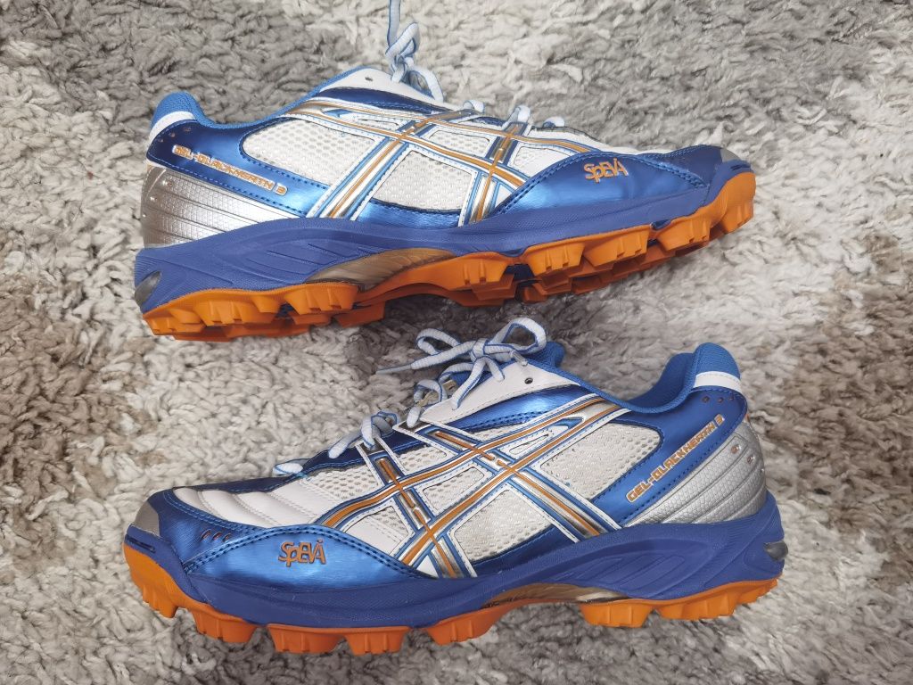 Маратонки Asics 42