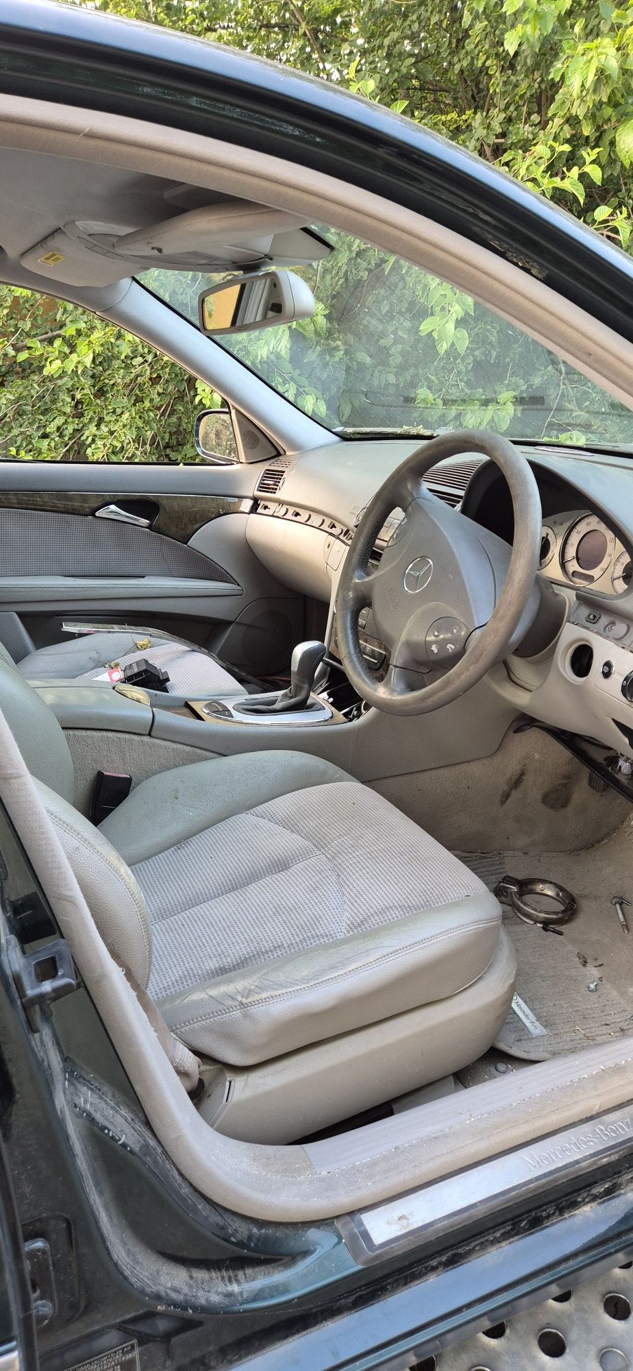 Mercedes W211  2.7цди на части