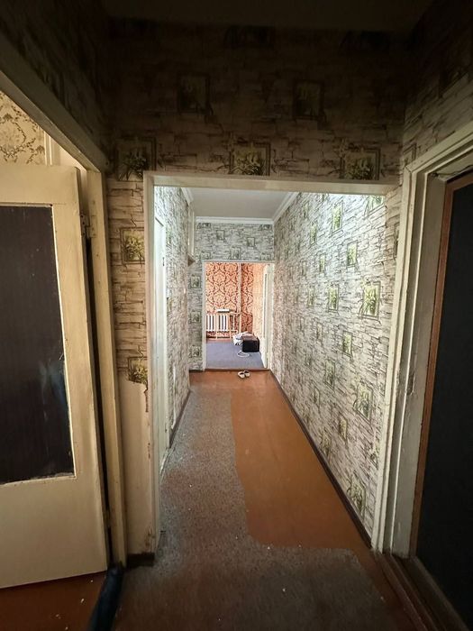 Куйлюк массив 5. 2-х комнатная. 4-й этаж. 58м². 2×6- балкон.