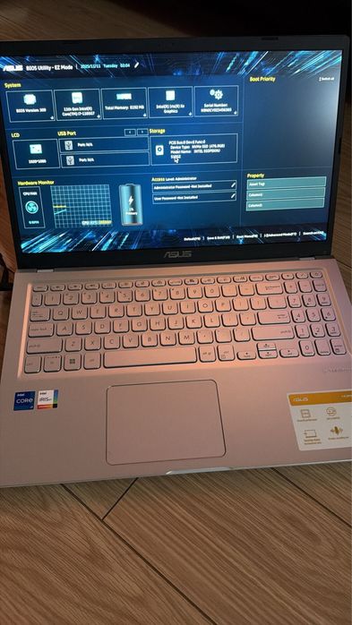 Laptop Asus X515EA