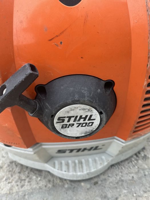 Suflanta frunze STIHl BR700