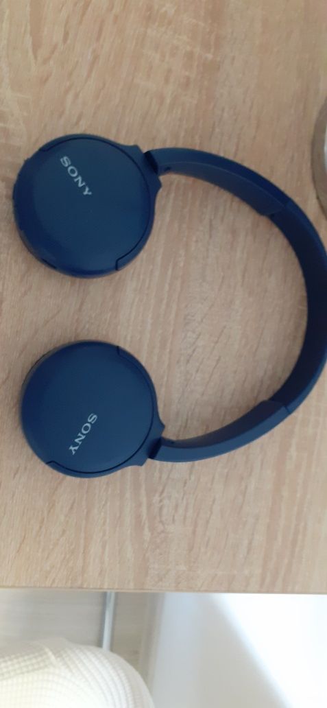 Vând căști Sony wh- ch510 wireless,Bluetooth,cu microfon