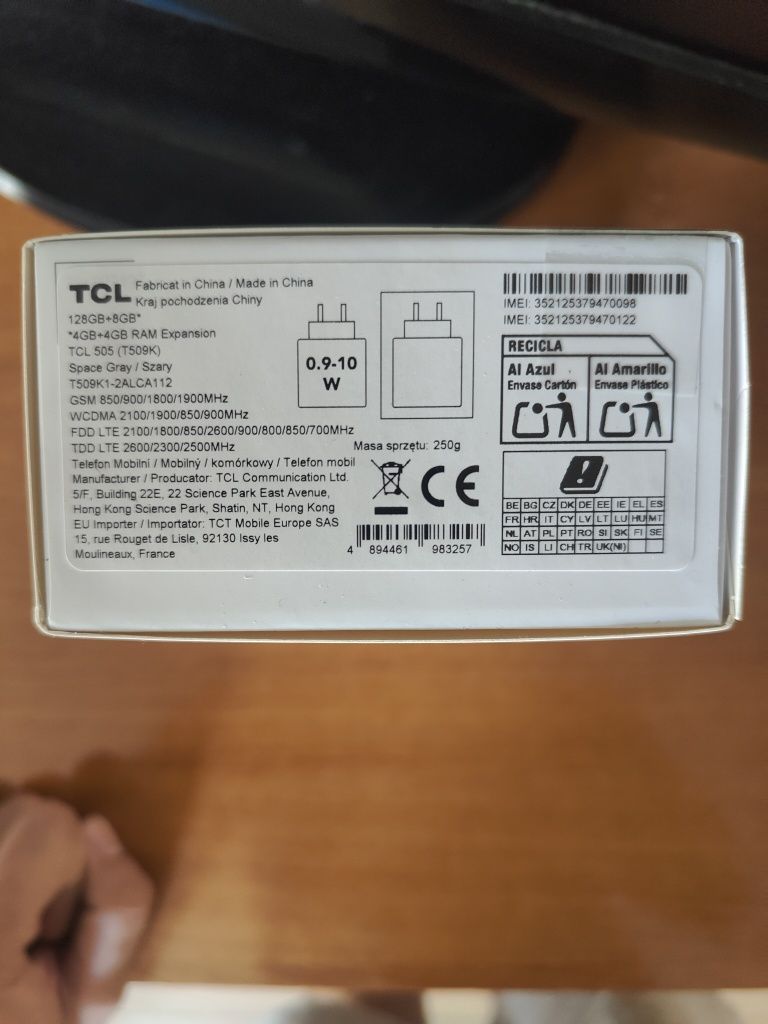 Телефон TCL 505 8 GB RAM