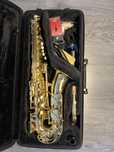 Saxofon alto Yamaha – stare perfectă + muștiuc Vandoren