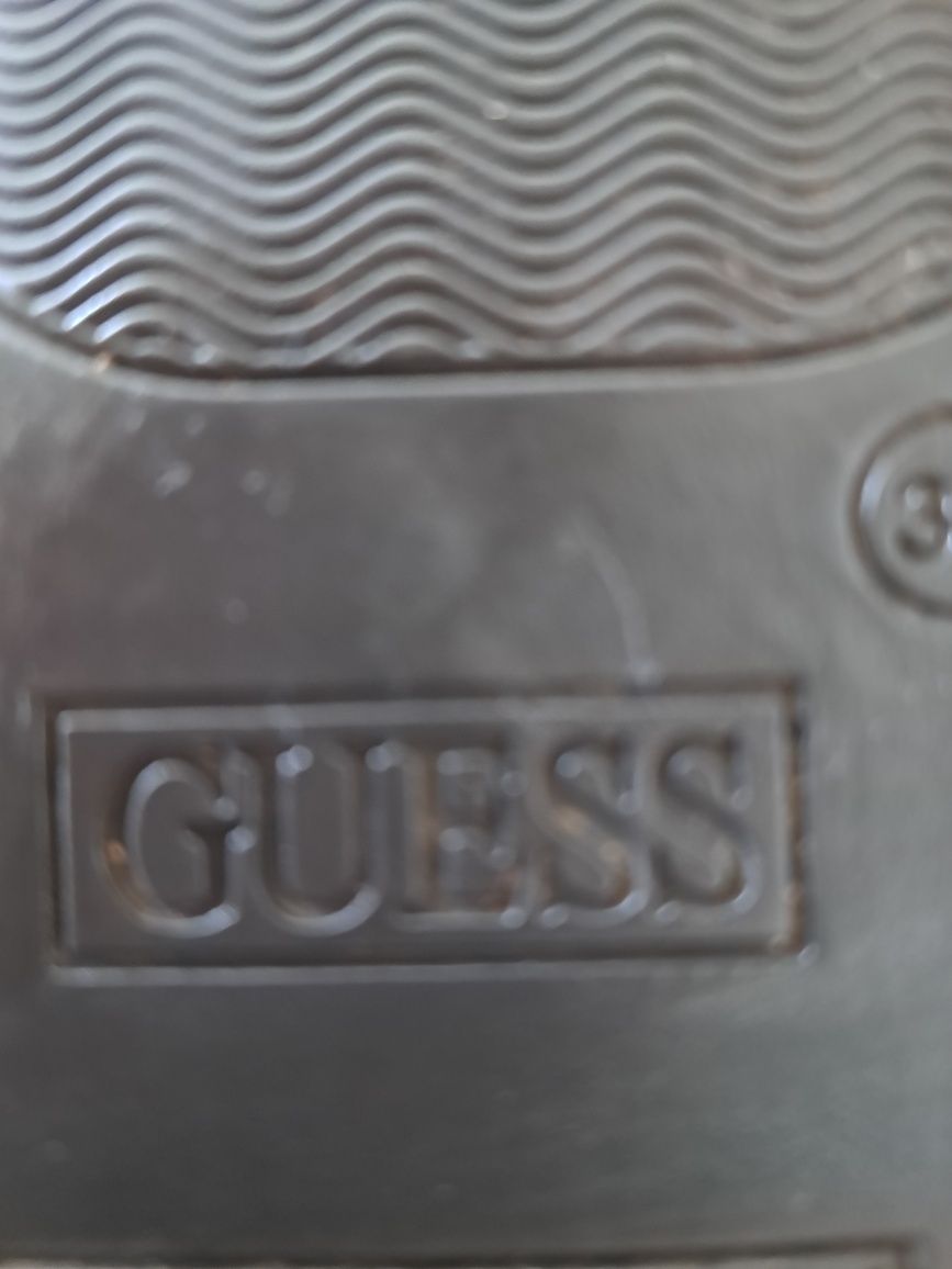 Сникърси GUESS,  естествена