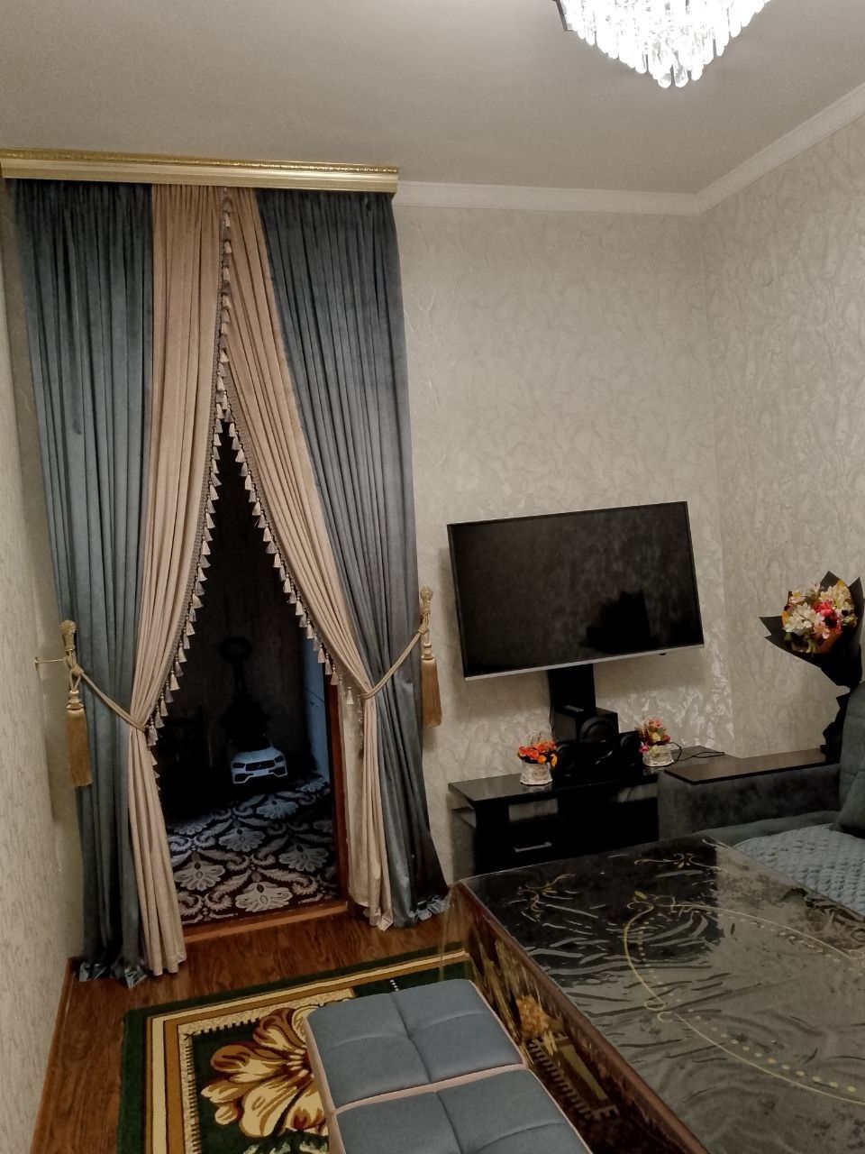 Квартира сотилади 3хона 2 этаж 74кв 49000$булиши